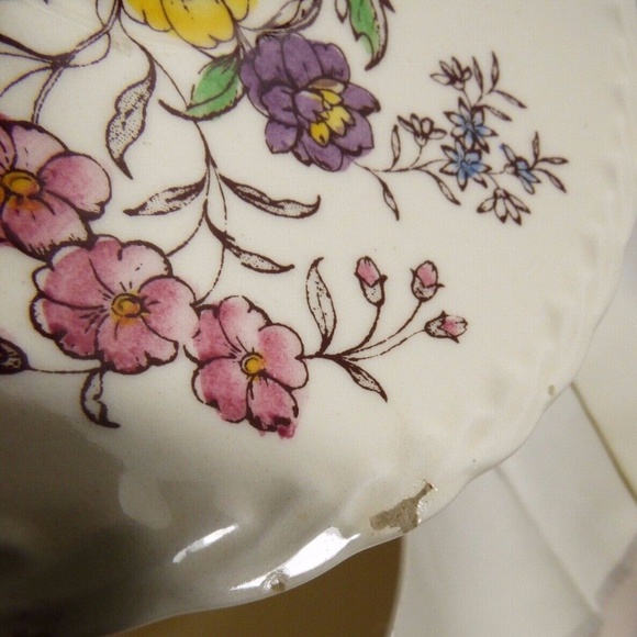 Hand painted underglaze Vernon Kilns Pottery May Flower Tea Cup & Saucer set USA - Picture 10 of 11